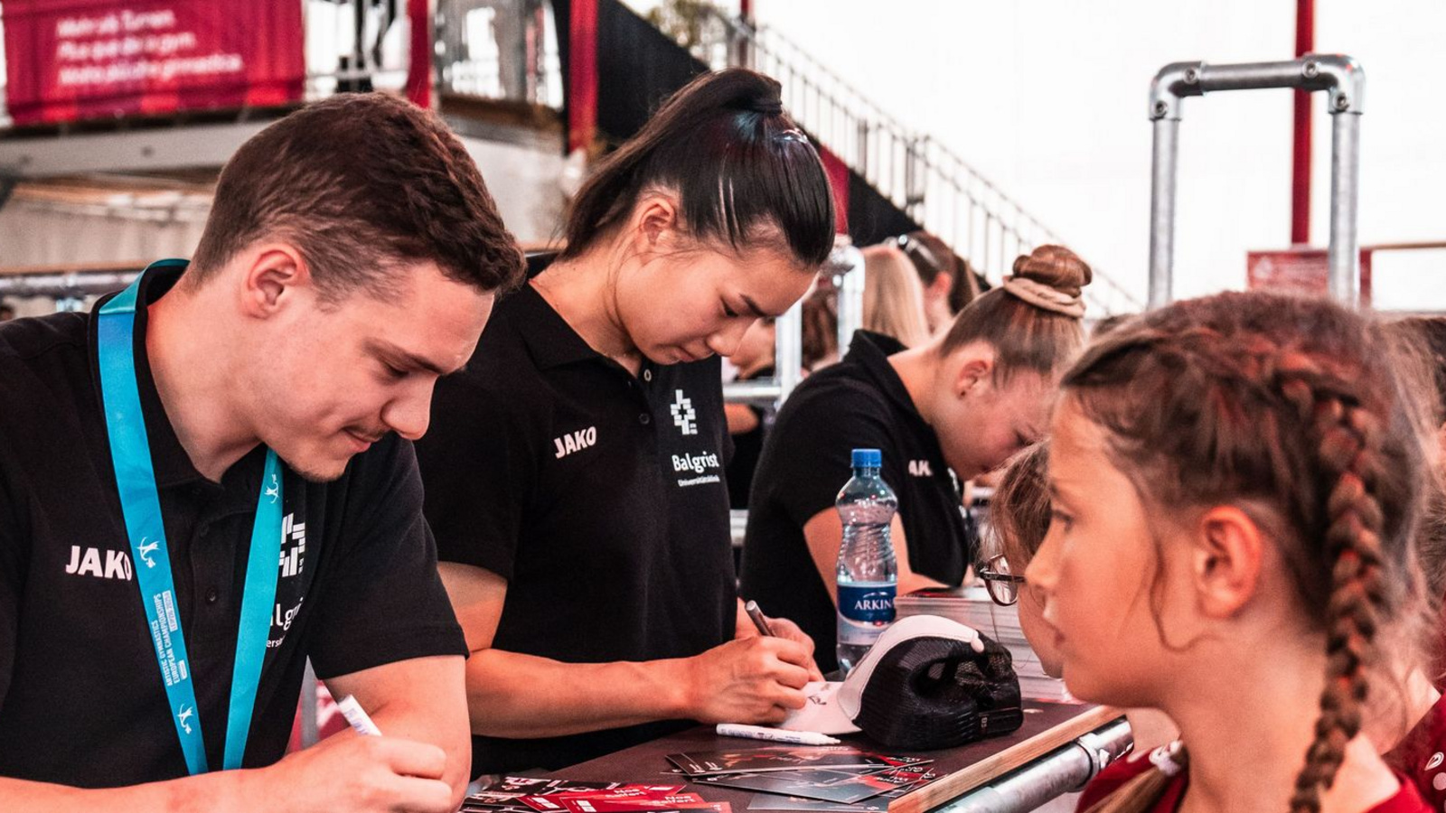Die Autogrammstunde der Silber-Jungs