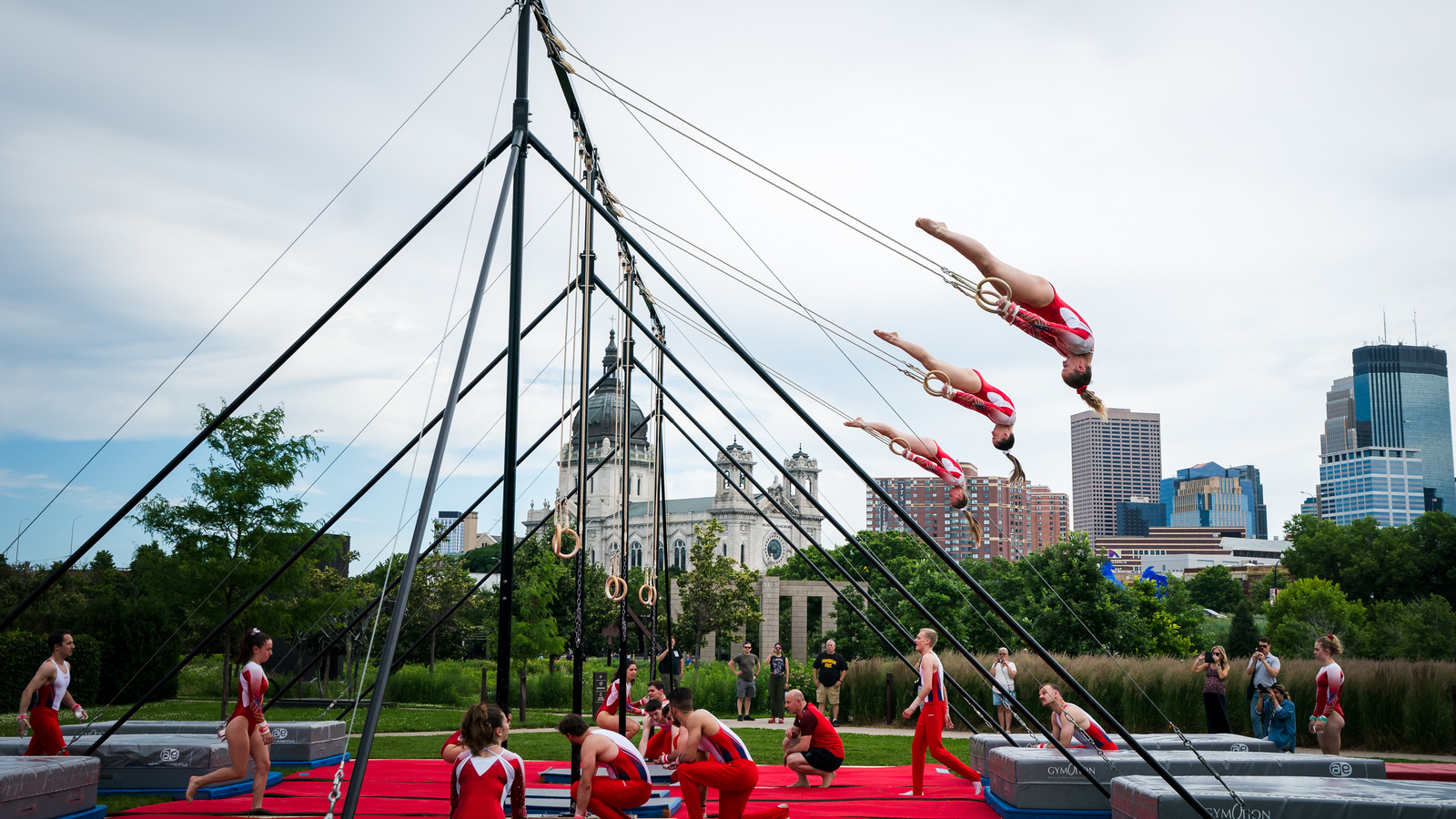 Schaukelring-Turnende begeisterten in den USA