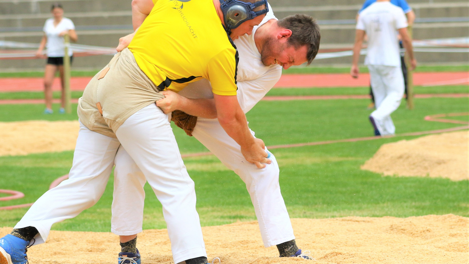 Andi Imhof überrascht sich mit Abschieds-Titel selber