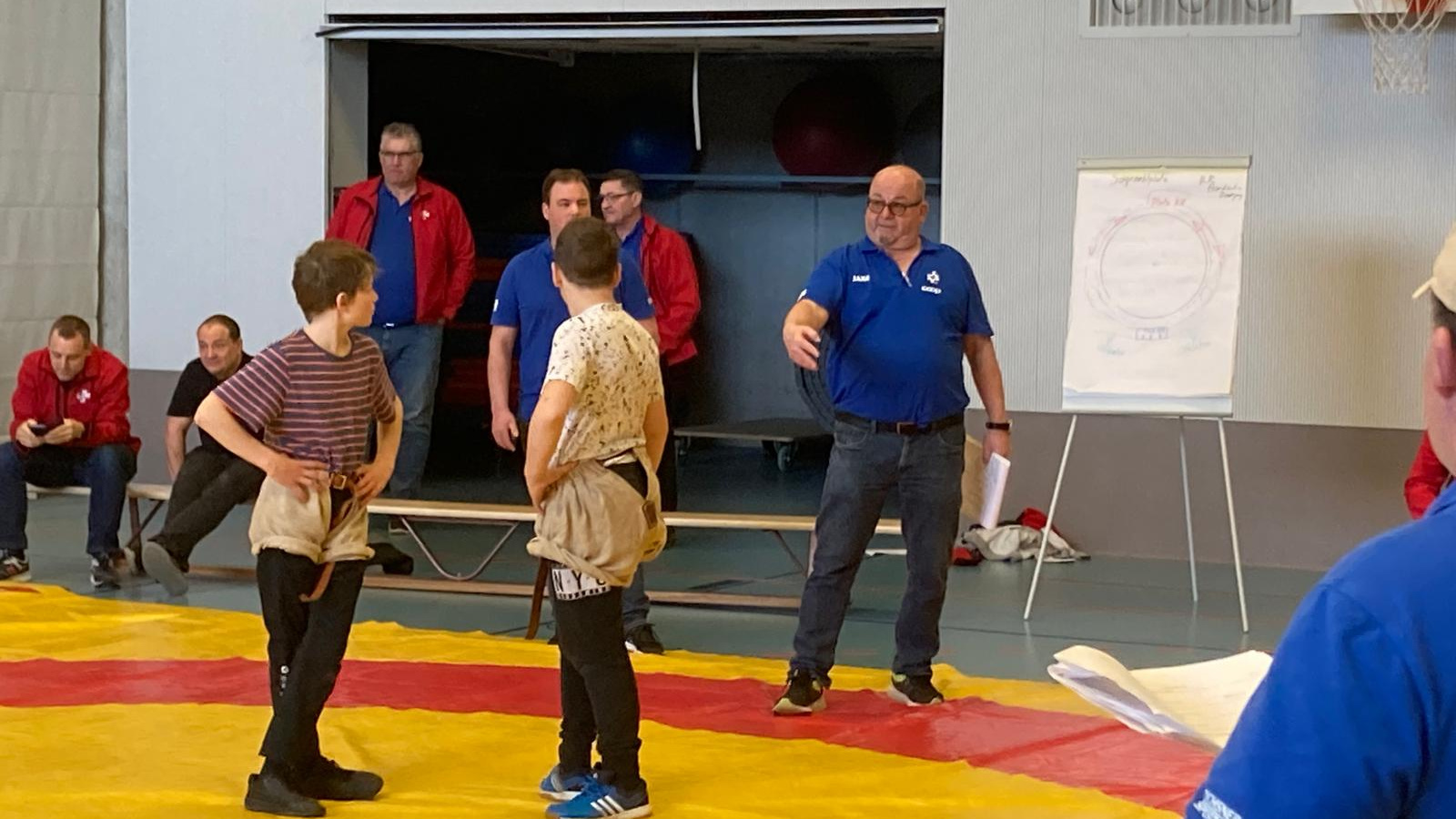 37 neue brevetierte Nationalturn-Kampfrichterinnen und -richter