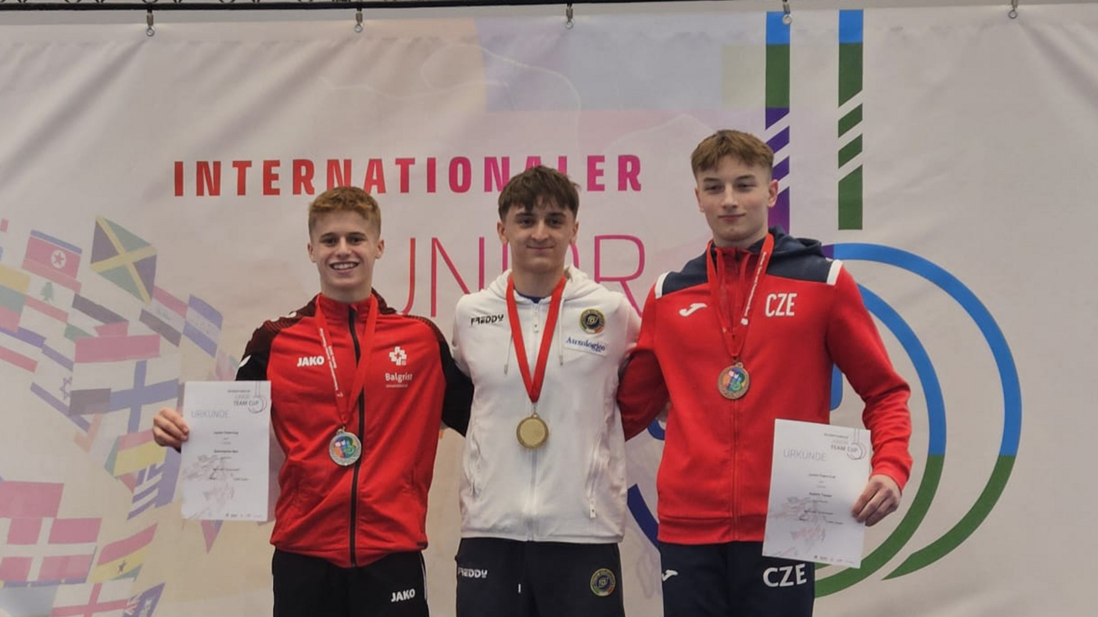 Erfolgreiche Schweizer am Junior Team Cup in Berlin