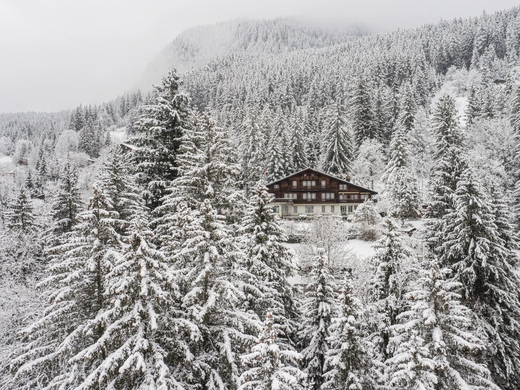 Ein Traum in Weiss: die Winterlandschaft rund um die Jugendherberge Grindelwald ist fast zu schön, um wahr zu sein.
