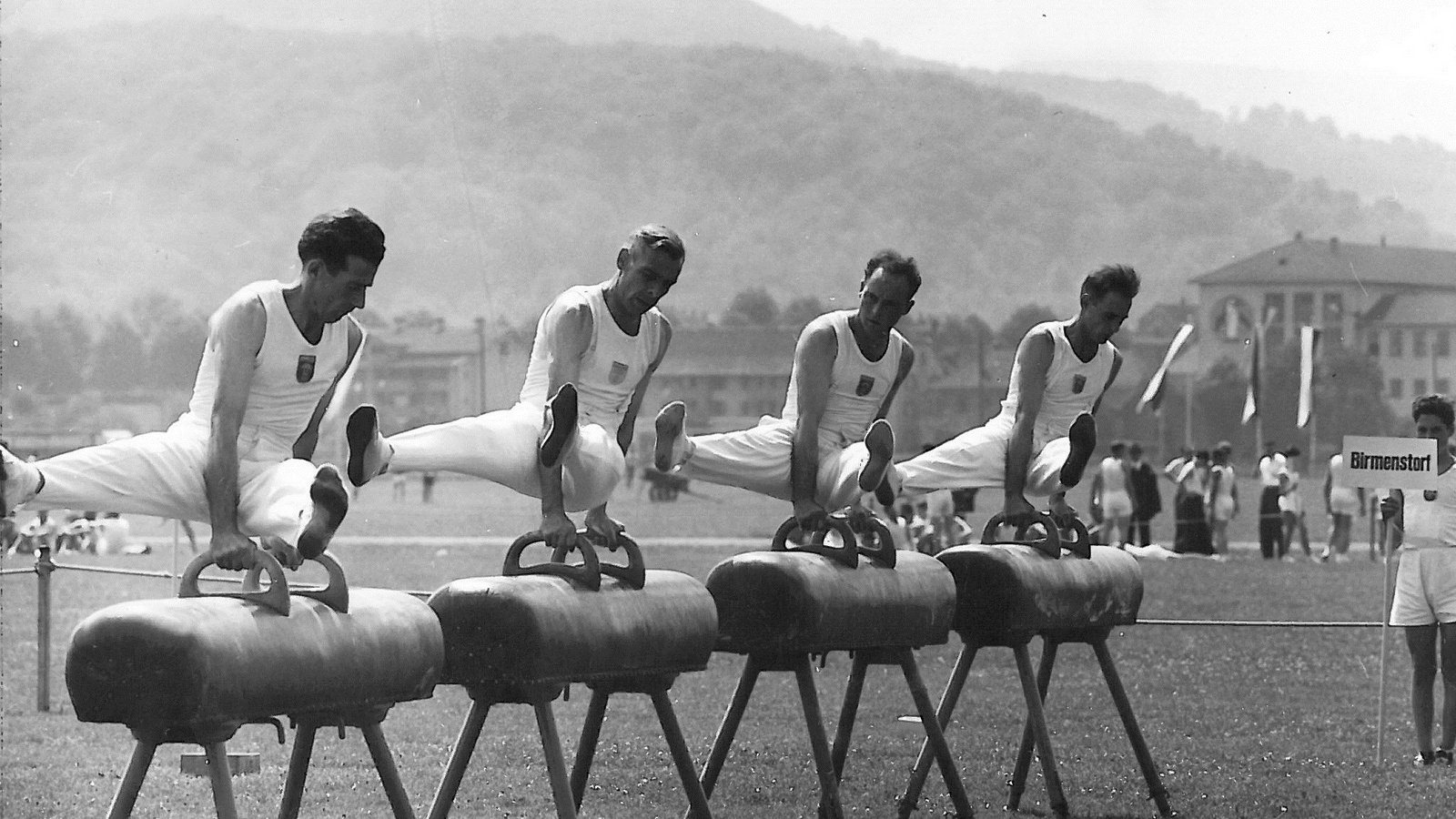 La gymnastique artistique au fil du temps : des exercices imposés à l'art du mouvement