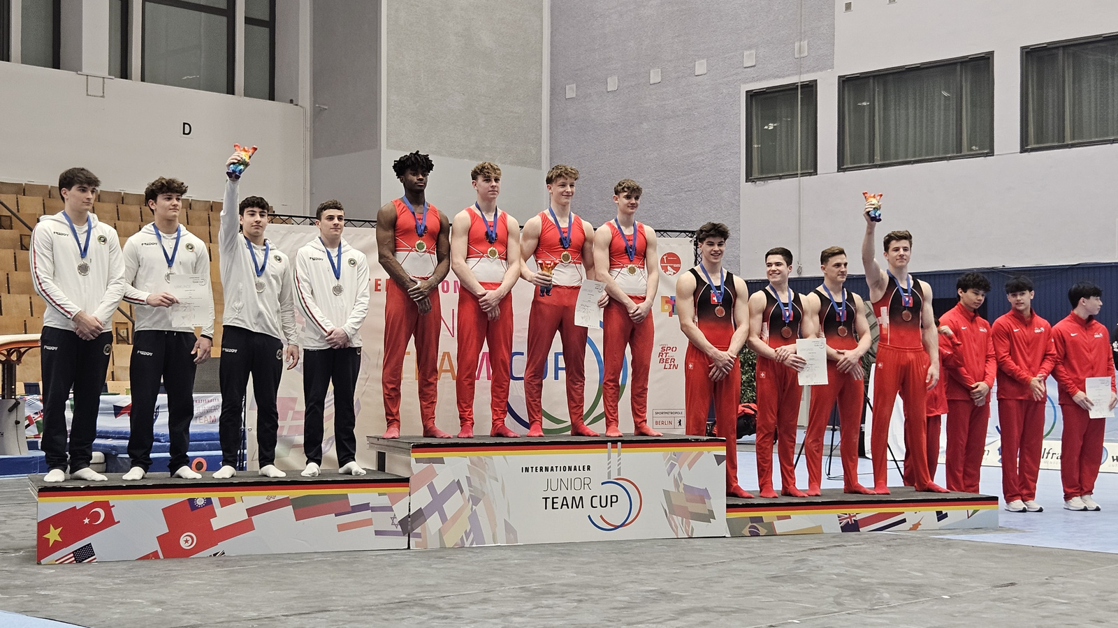 Schweizer Junioren-Team auf Rang 3 – vier Einzelmedaillen