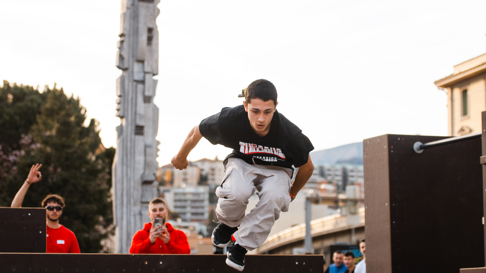 Erster Wettkampf der Swiss Parkour Series: ein voller Erfolg in Lugano