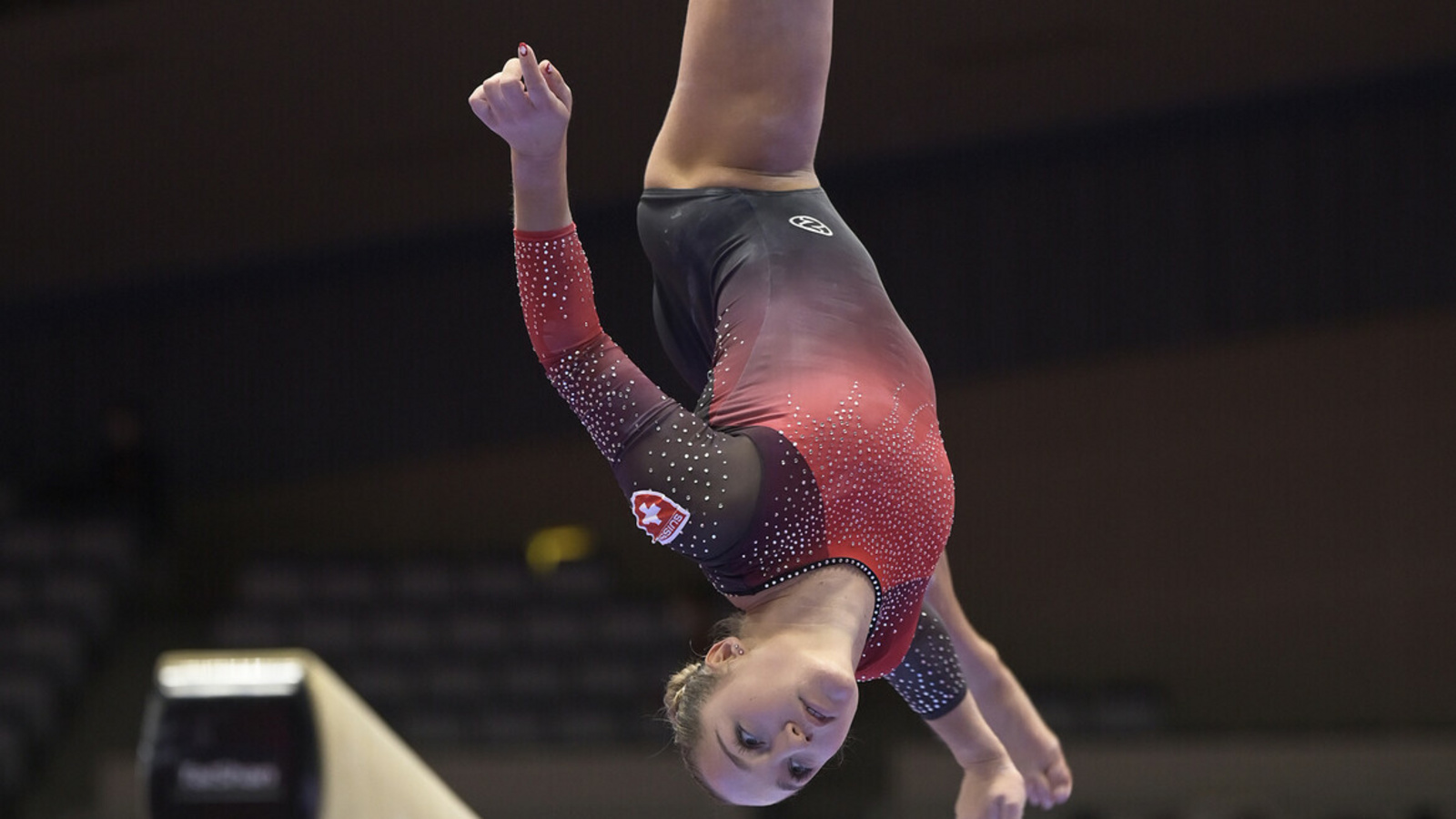 Stefanie Siegenthaler fliegt in den Mehrkampf-Final