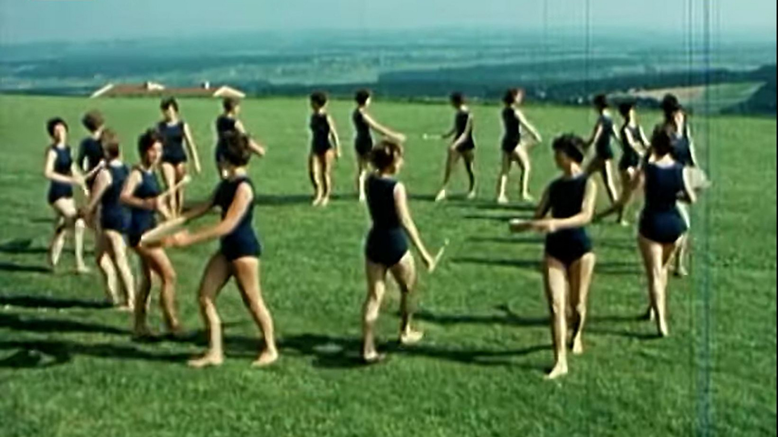 SRF Archiv: Turnen im Frauenturnverband