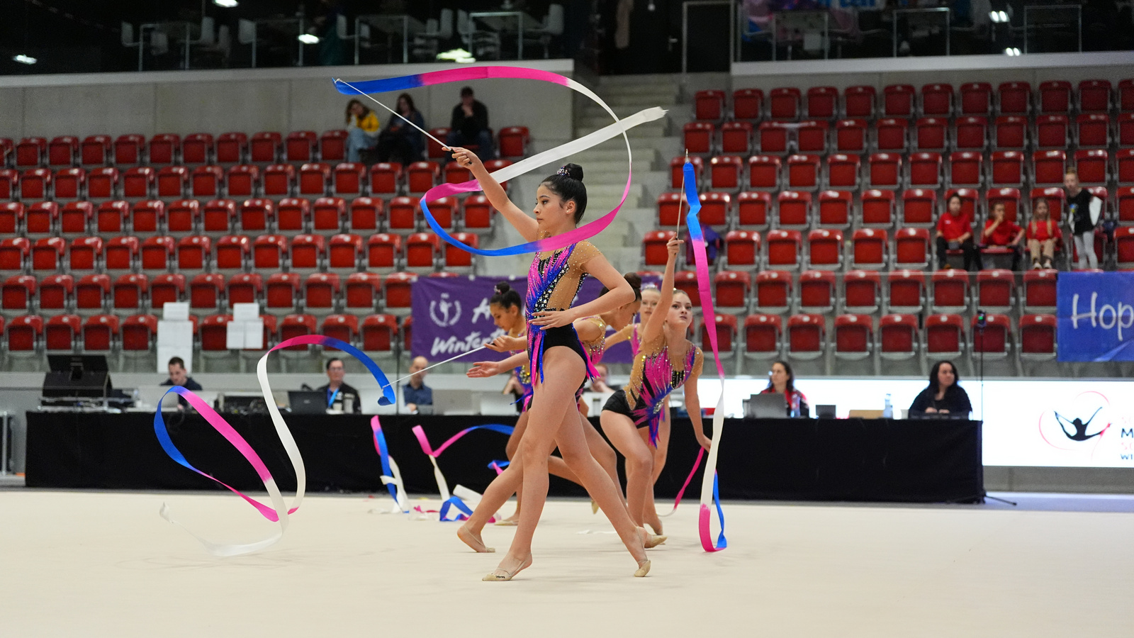 Rhythmische Gymnastik: Schweizer Meisterschaften in St. Gallen